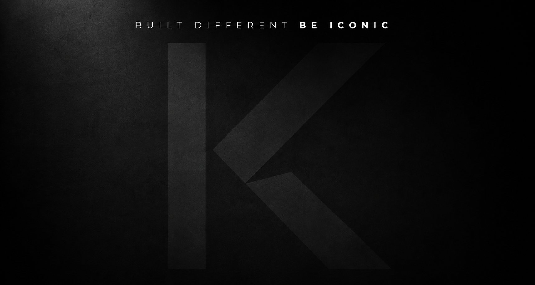 IKONA Monogramm auf Beton